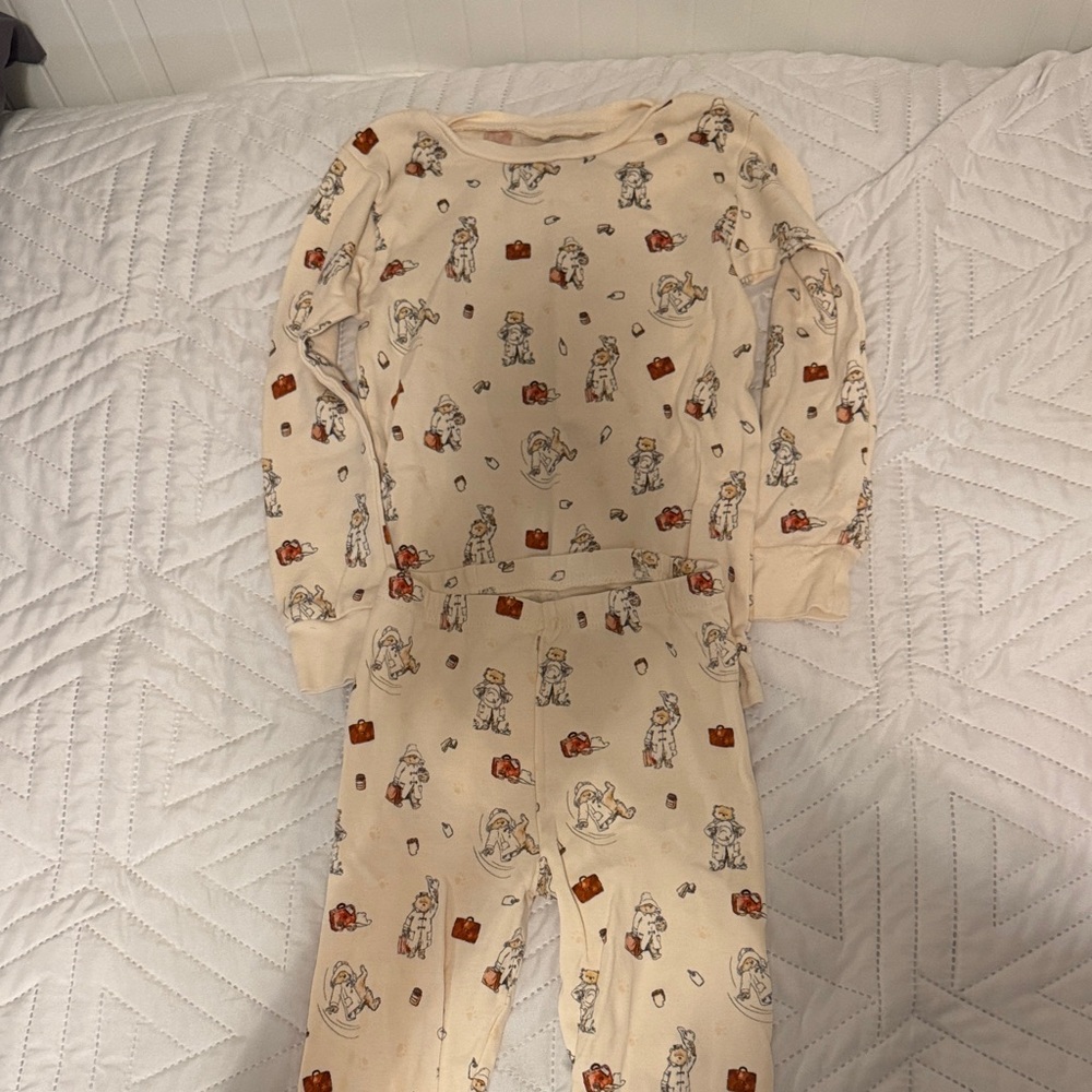 L'ovedbaby Cream Pajama Set with Playful Print